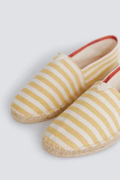 Alpercatas elásticos riscas