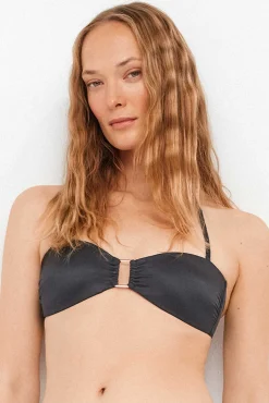Biquíni bandeau detalhe argola