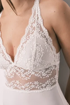 Body triangular em microfibra e renda branco