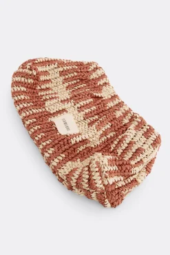 Bolso pouch rafia