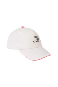 Boné técnico com logo branco
