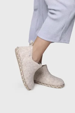 Bota de feltro feminina