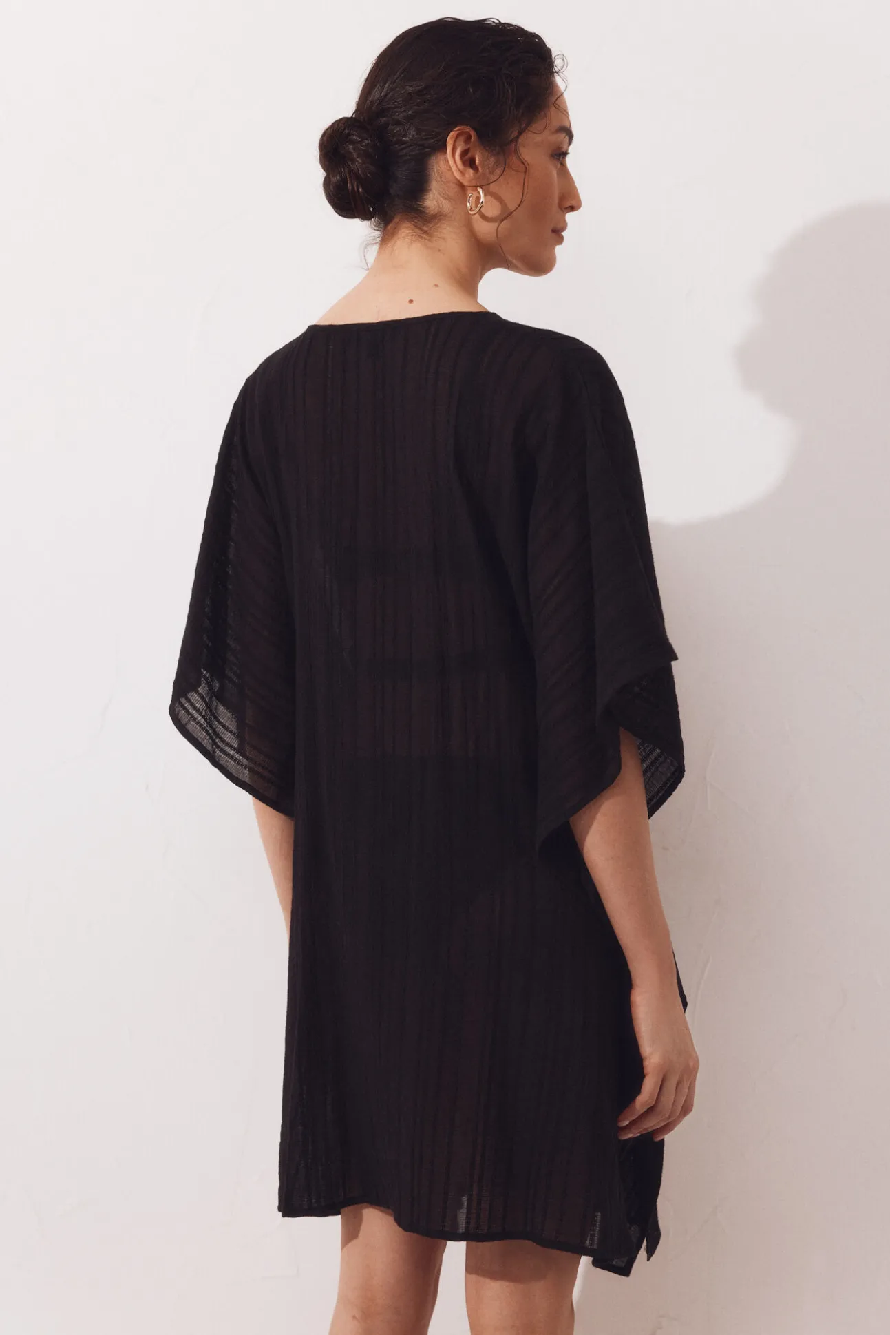 Caftan curto amplo bordado
