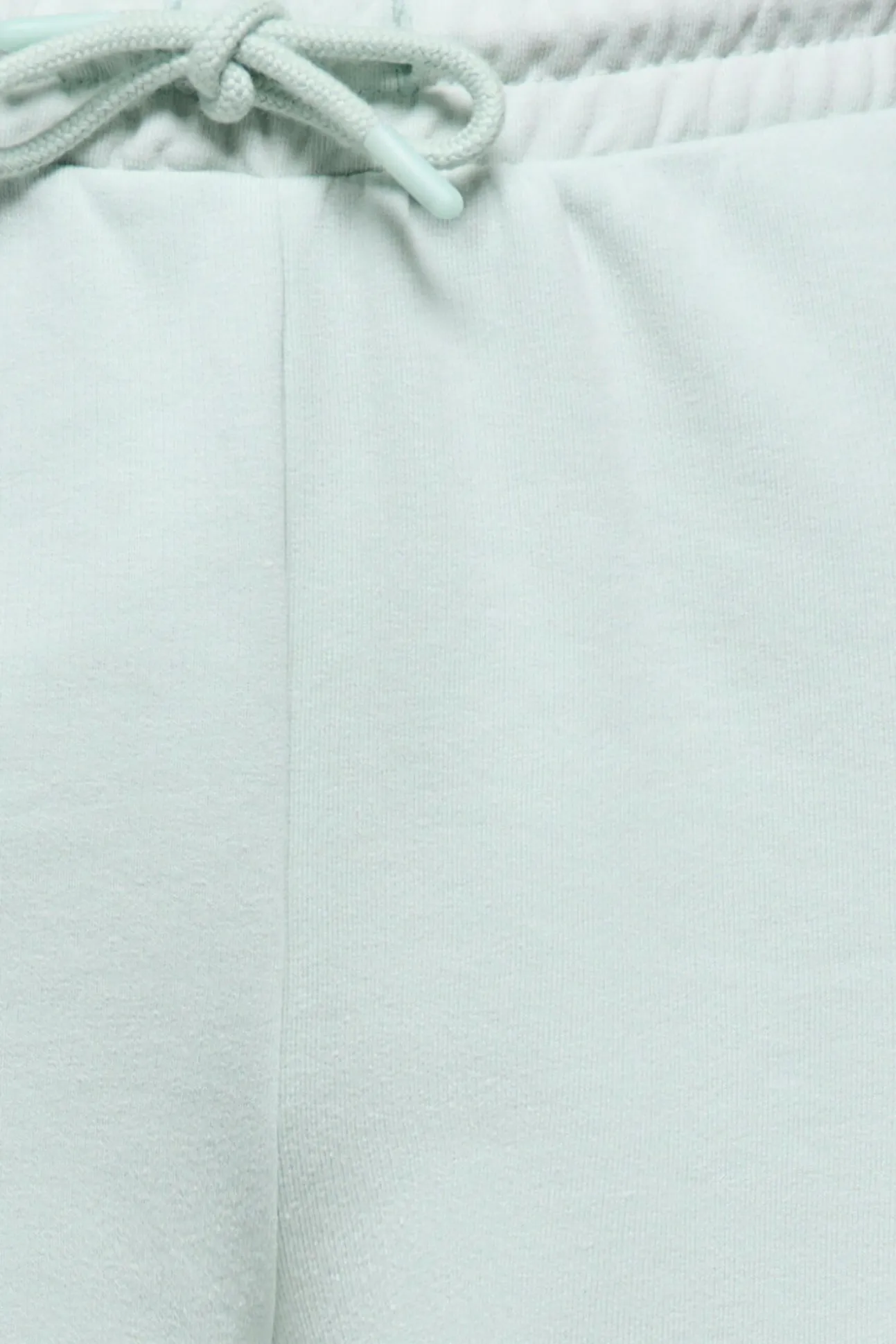 Calça curta de fato de treino