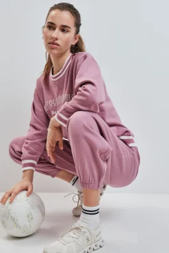Calça reta em felpa rosa