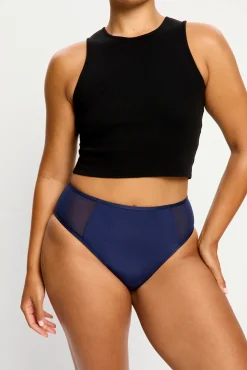 Calcinha menstrual azul clássica