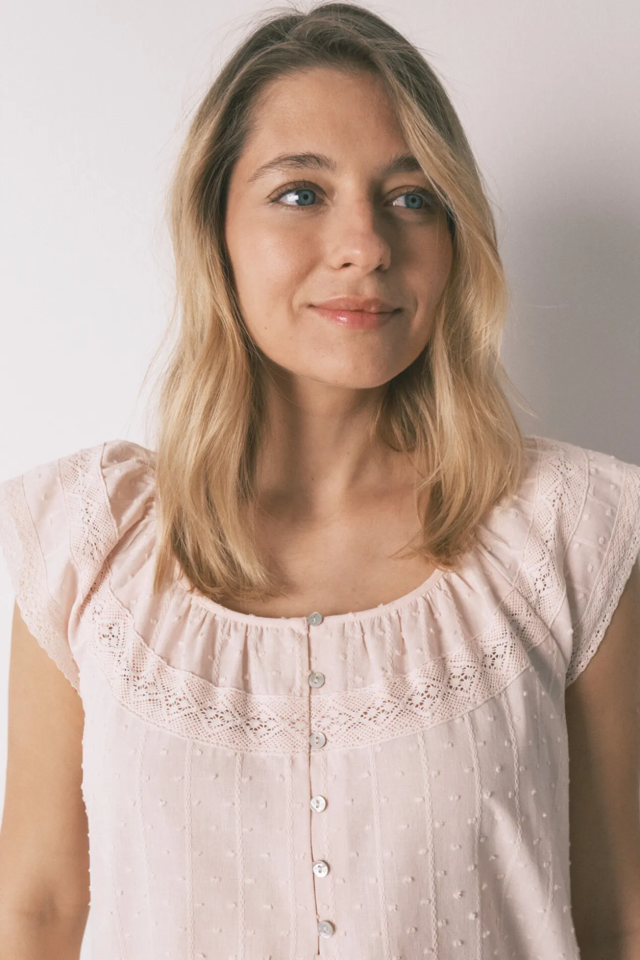 Camisa de dormir comprida maternity em algodão rosa