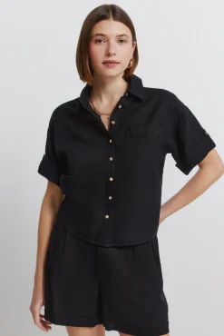 Camisa de linho de manga curta