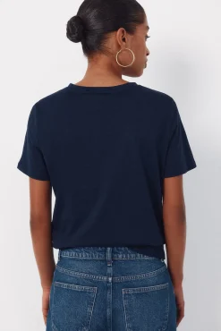 Camiseta com bordado posicional