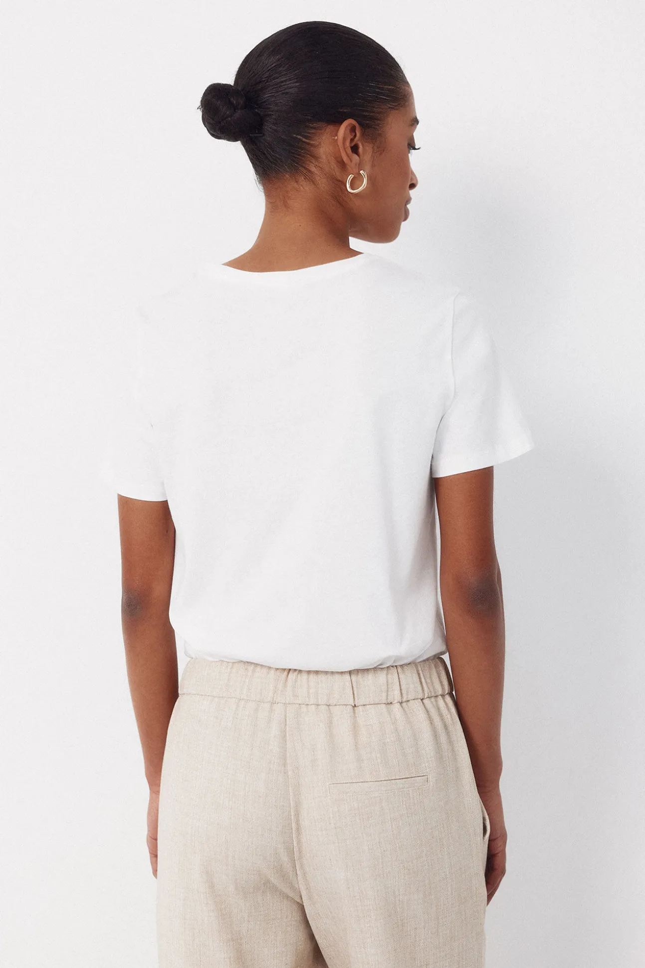 Camiseta com estampa floral