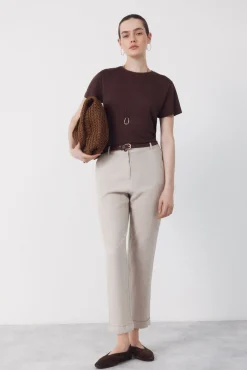 Camiseta de linho com decote em lurex