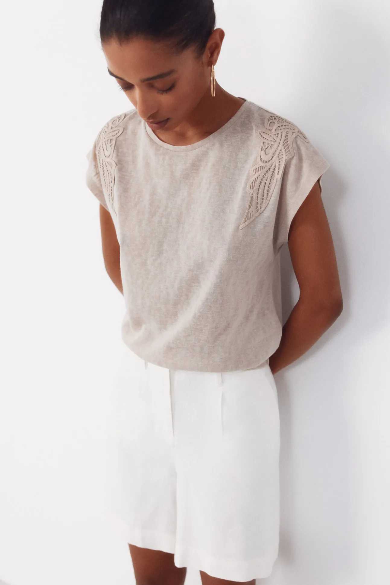 Camiseta patchwork com efeito linho