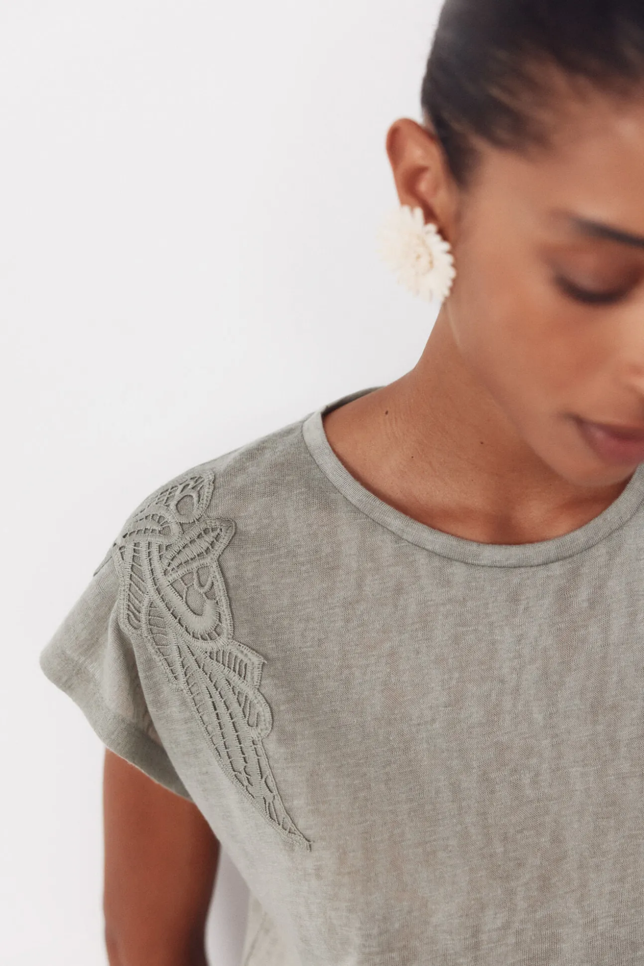 Camiseta patchwork com efeito linho