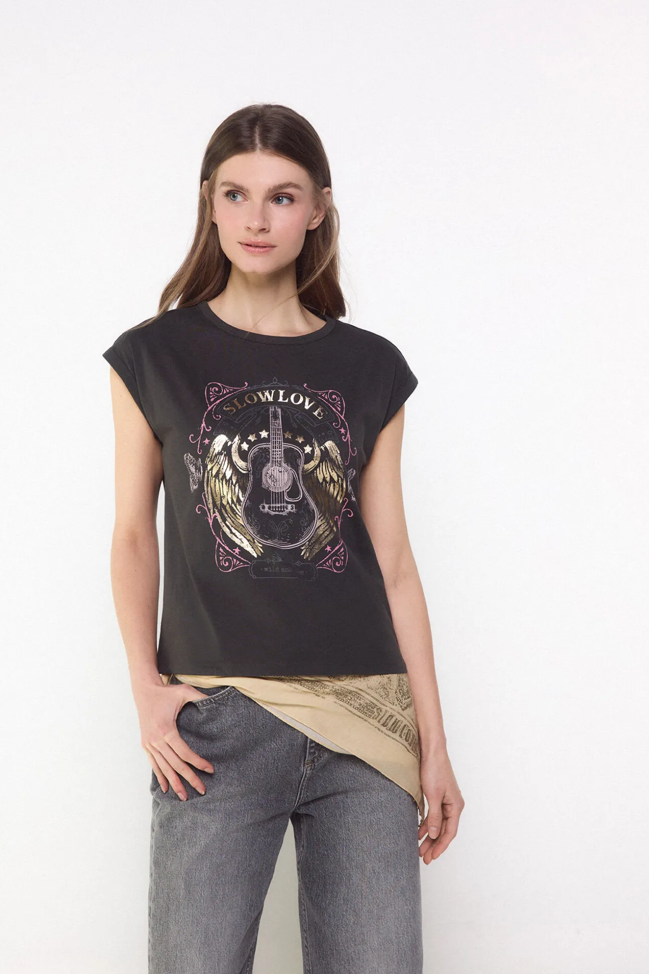 Camiseta slowlove guitarra