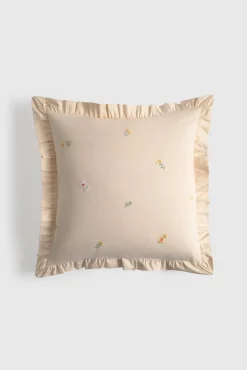 Capa de almofada com bordados