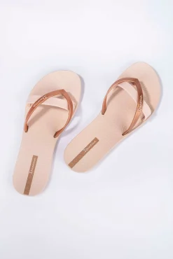 Chinelo tradicional com tira extra