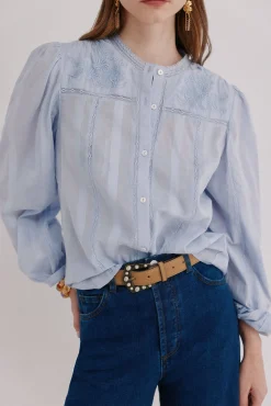 Clara. Blusa romântica