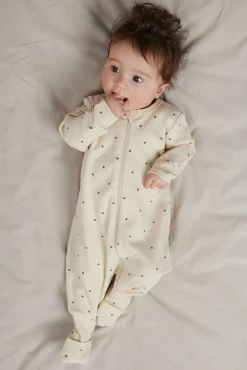 Conjunto de pijama de bebê