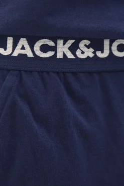 Conjunto de pijama em malha