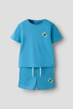 Conjunto de T-shirt e calções