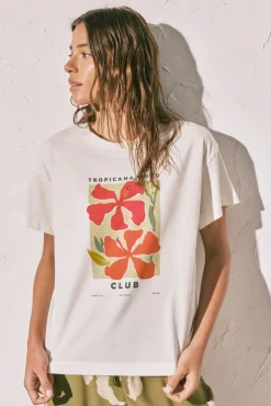 Conjunto de calça e t-shirt