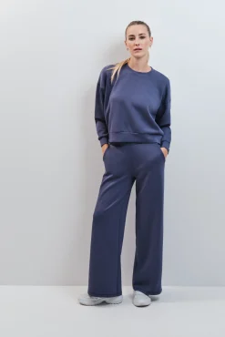 Conjunto de sweatshirt e calça