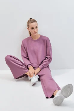Conjunto de sweatshirt e calça