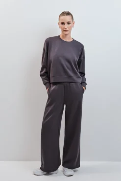 Conjunto de sweatshirt e calça