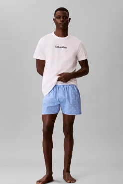 Conjunto pijama curto às riscas
