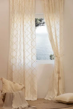 Cortina Royal 140x280 Cru