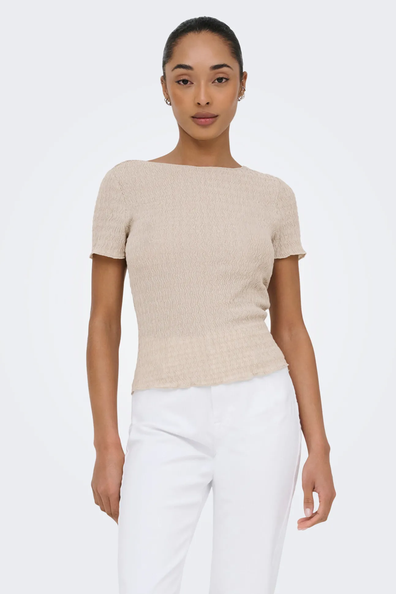 Crop top com estrutura