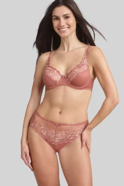 Cueca alta bordado floral acetinada