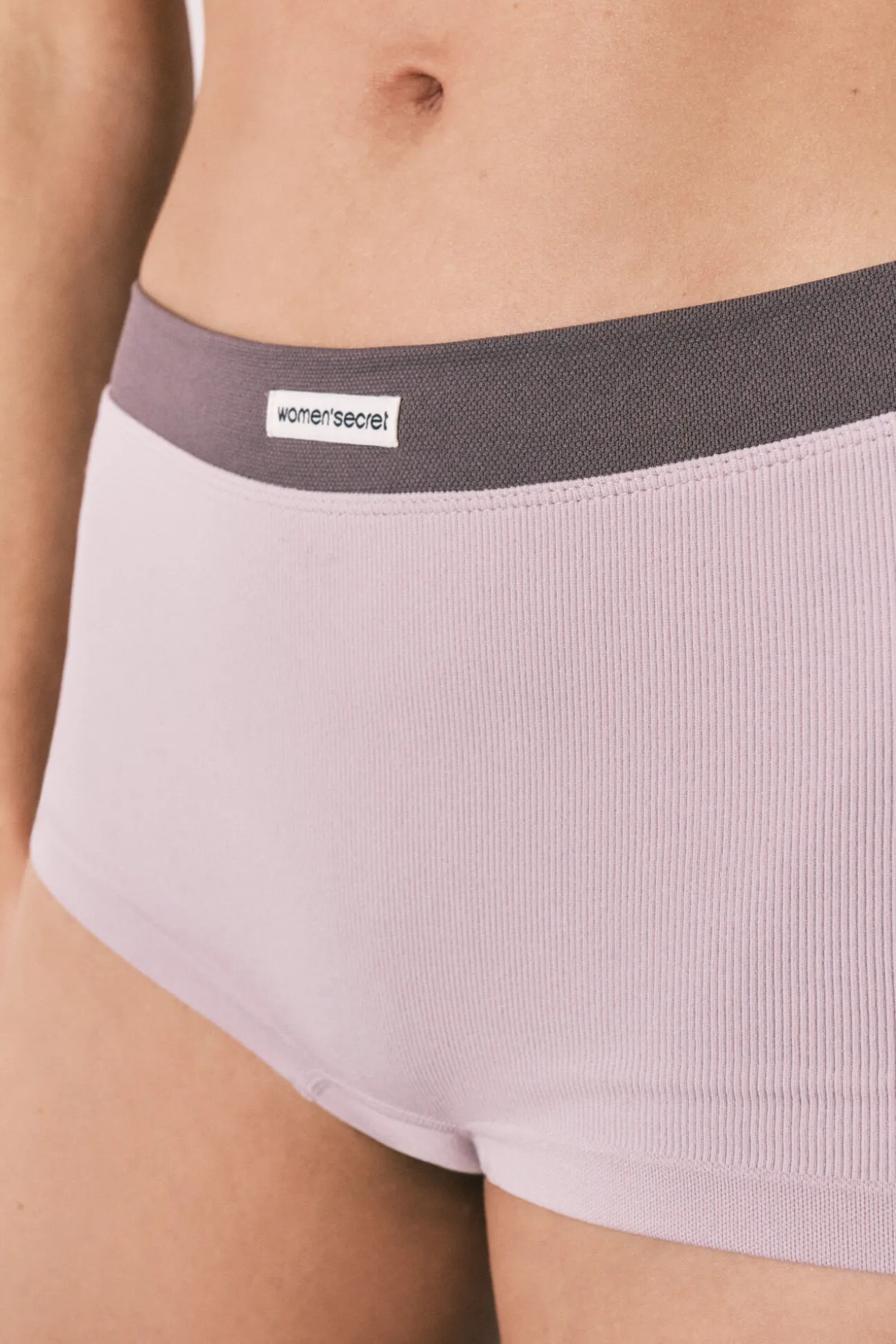 Cueca boxer sem costura canelada lilás
