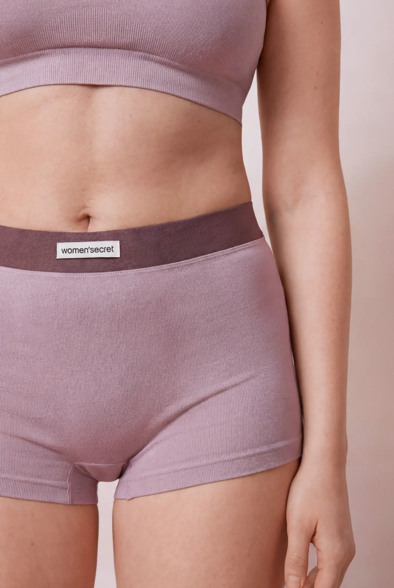 Cueca boxer sem costura canelada lilás