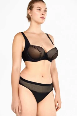 Cueca brasileira invisível