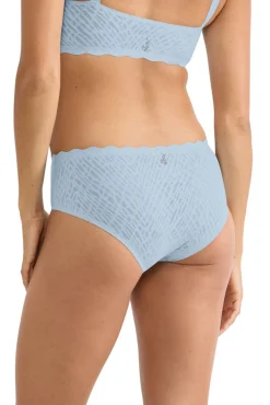 Cueca clássica invisível com renda