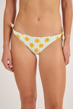 Cueca de biquíni clássica de riscas e sóis