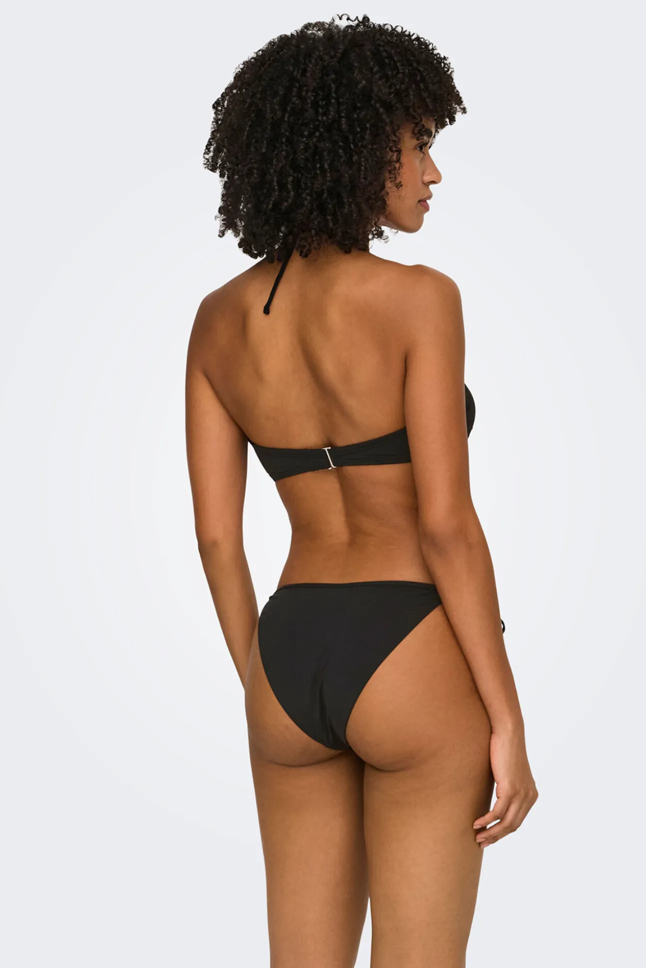 Cueca de biquíni clássica preta
