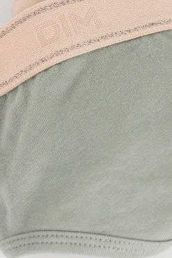Cueca desportiva para meninas