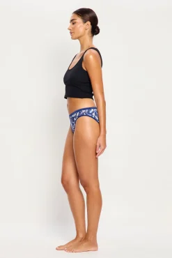 Cueca menstrual em bambu fluxo super azul-marinho