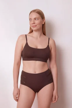 Cueca modeladora cintura alta desportiva castanha