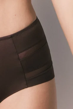 Cueca modeladora cintura alta desportiva castanha