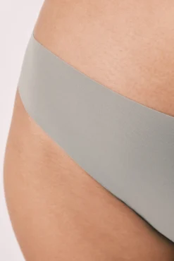 Cuecas clássicas clean cut em microfibra caqui