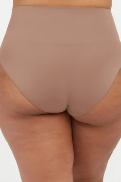 Cuecas modelantes de cintura alta nylon reciclado