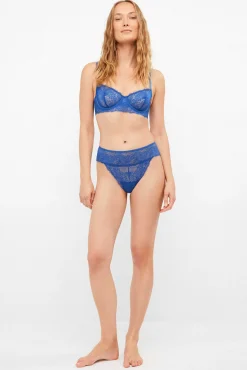 Cuequinha brasileira de renda