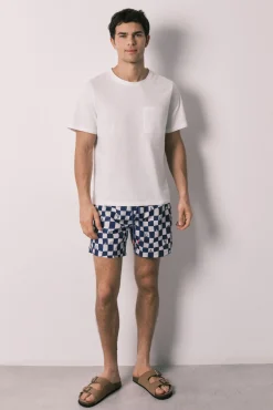 Fato de banho de homem estampado aos quadrados e Looney Tunes