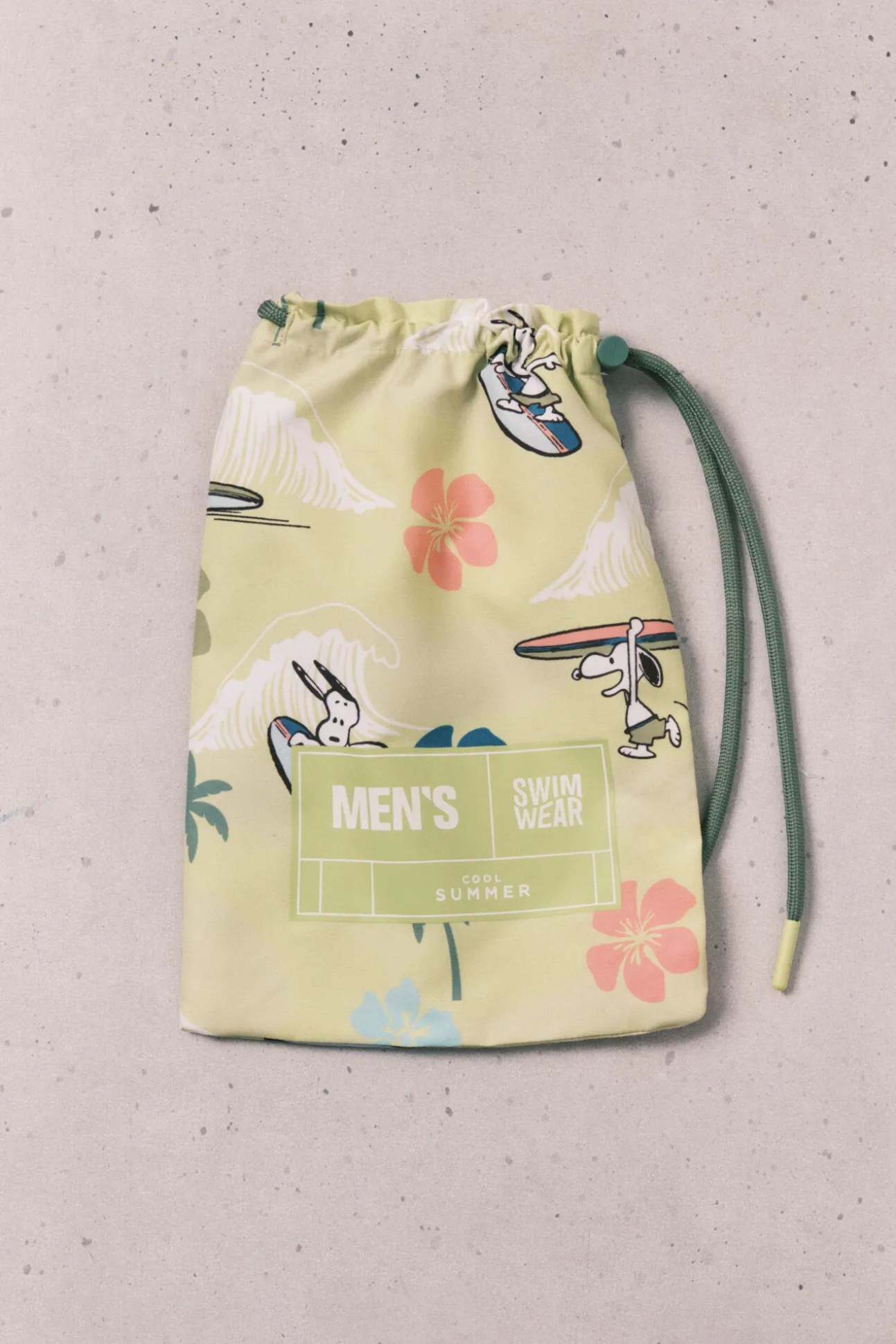 Fato de banho de homem estampado tropical Snoopy