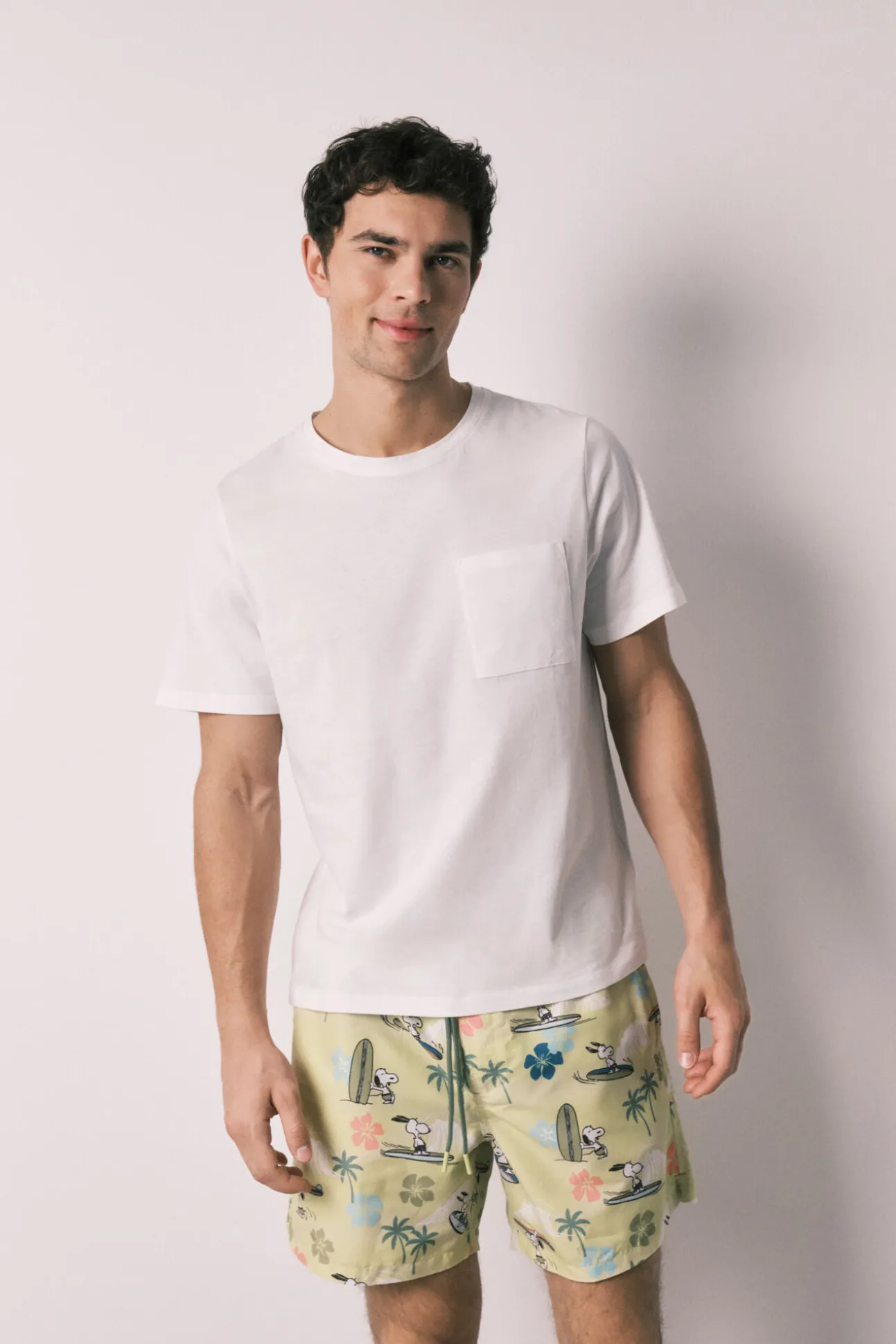 Fato de banho de homem estampado tropical Snoopy