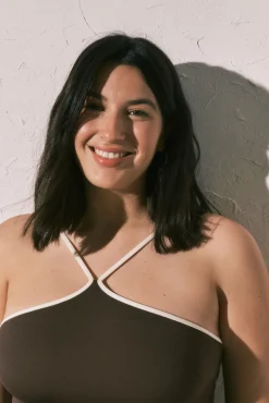 Fato de banho modelador halter castanho