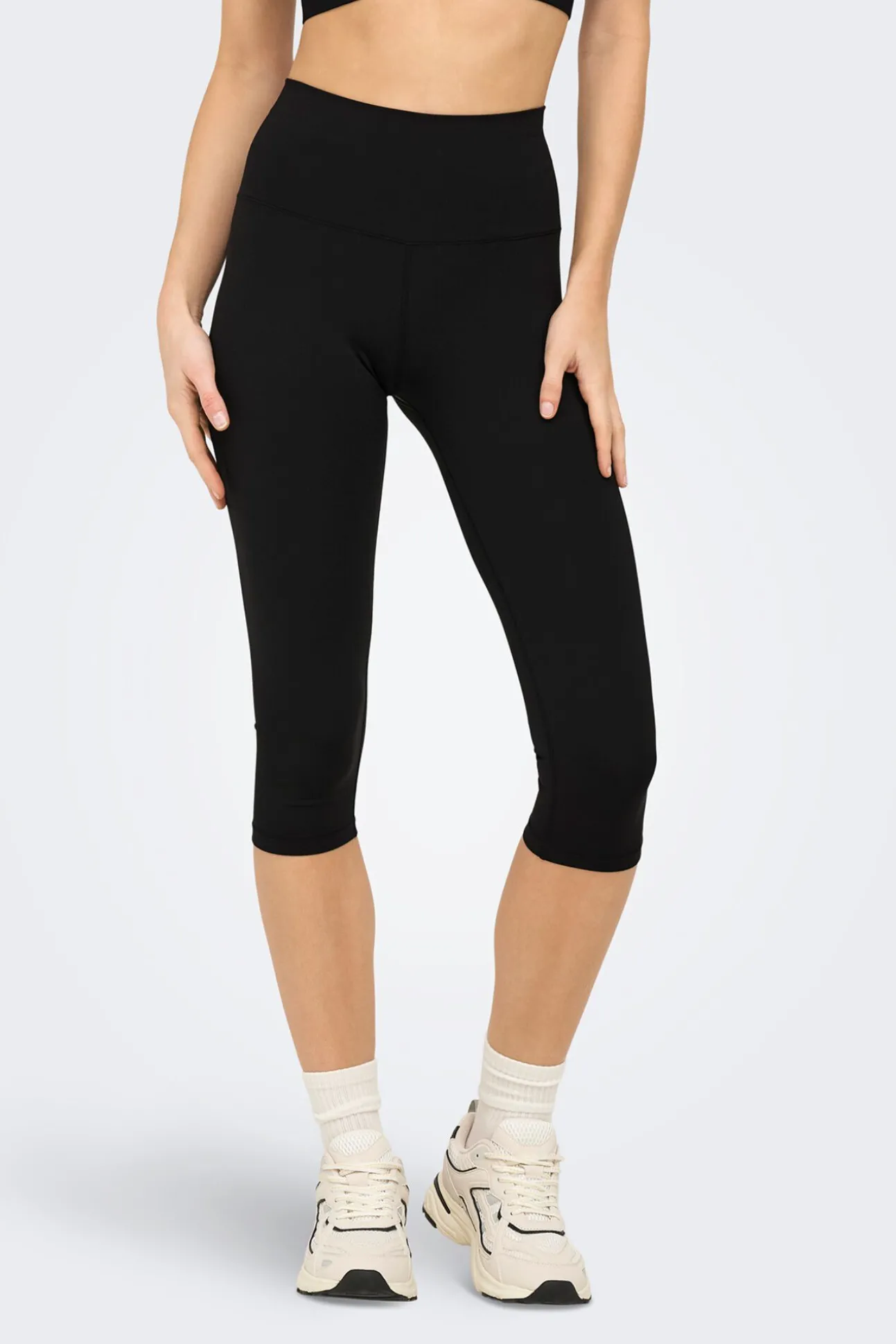 Legging capri cintura alta com bolso B-Dry